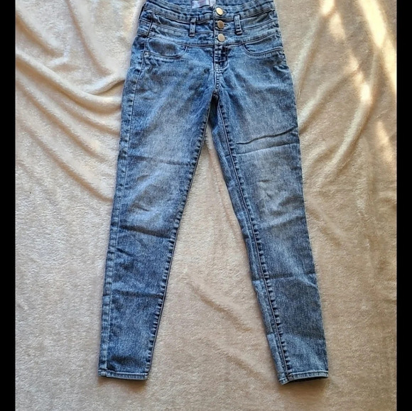 Acid Wash Skinny High Rise jeans - Picture 2 of 8
